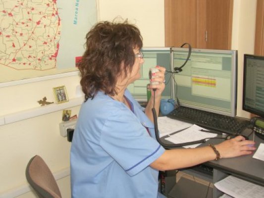 A reuşit să sune la 112, după care s-a prăbuşit la pământ